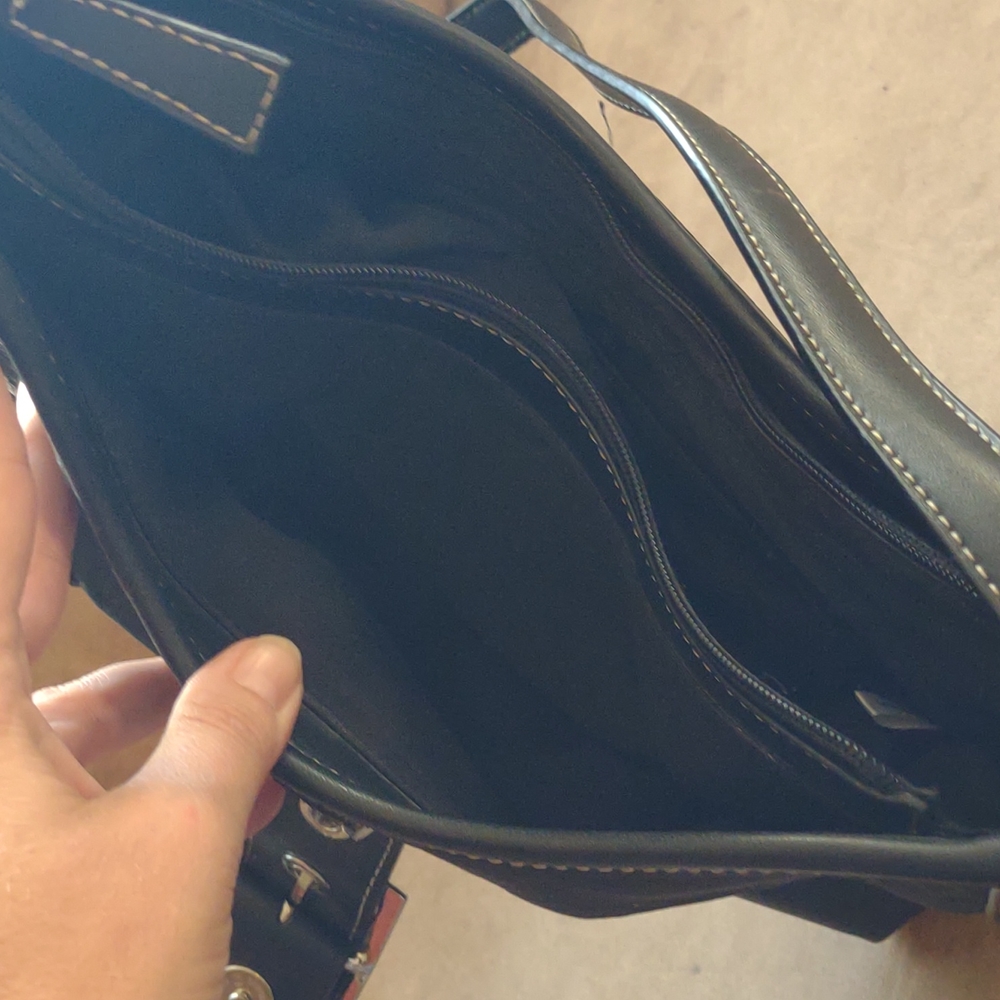 Relic Black Purse/Handbag - Picture 7 of 10